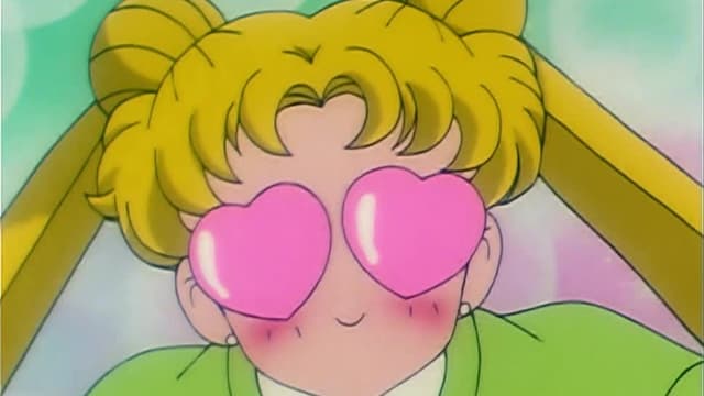 S02:E04 - Usagi’s Crisis: the Tiara Stops Working