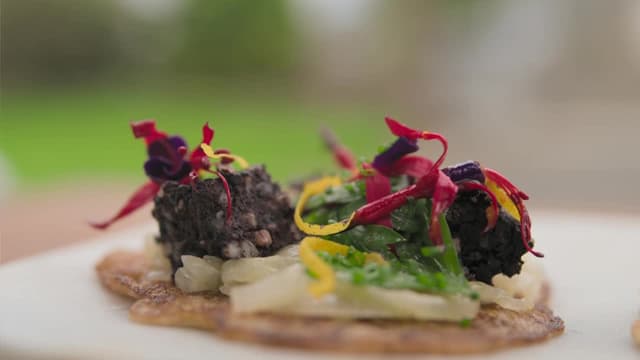 S01:E14 - Tipperary With Una Healy