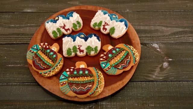 S02:E02 - Christmas Surprises