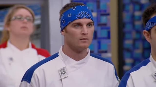 S12:E05 - 16 Chefs Compete