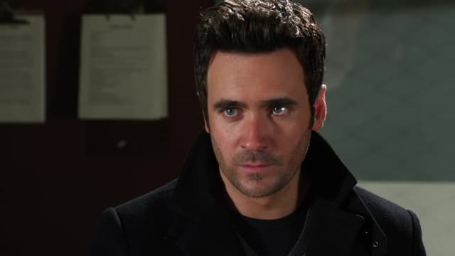 S02:E13 - Republic of Doyle: S2 E13 - Family Business