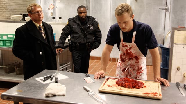S03:E02 - Blood Red Snow