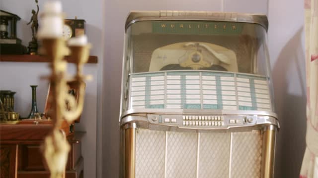 S01:E08 - Toy Monkey, Jukebox, Treasure Box