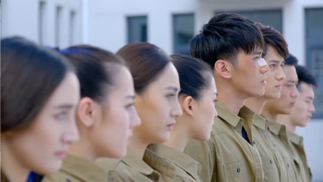 S01:E14 - New Beginnings, Old Struggles