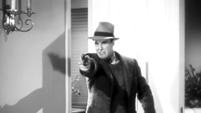 S01:E04 - The Secret Passage