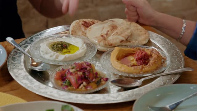 S01:E10 - Middle East