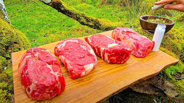 S01:E17 - Grilled Steak With Secret Sauce