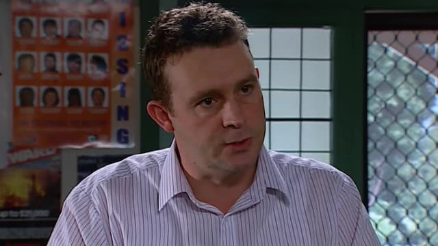 S10:E33 - Too Hard Basket