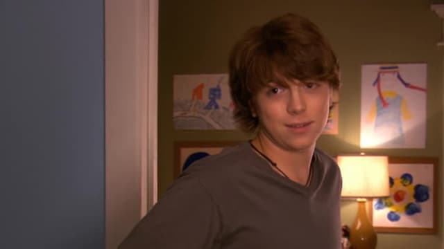 S03:E01 - Two Timing Derek