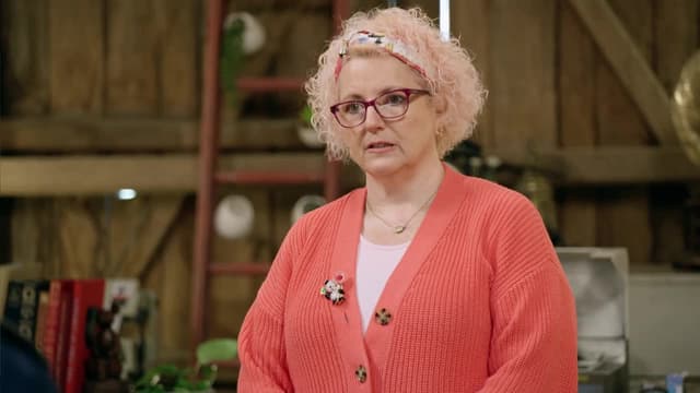 S06:E48 - Harmonium, Titanic Frank and Maria's Teddy