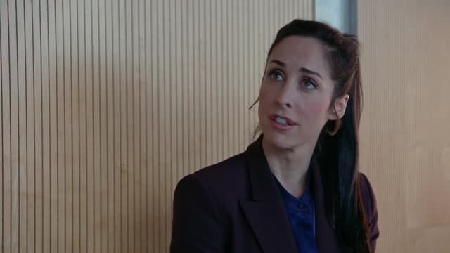 S03:E10 - Creamed