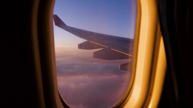 S04:E21 - TWA Flight 800