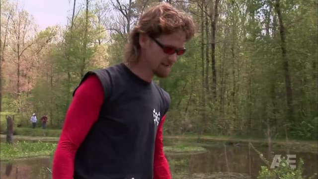 S01:E04 - Kitty Corpse Cleanup