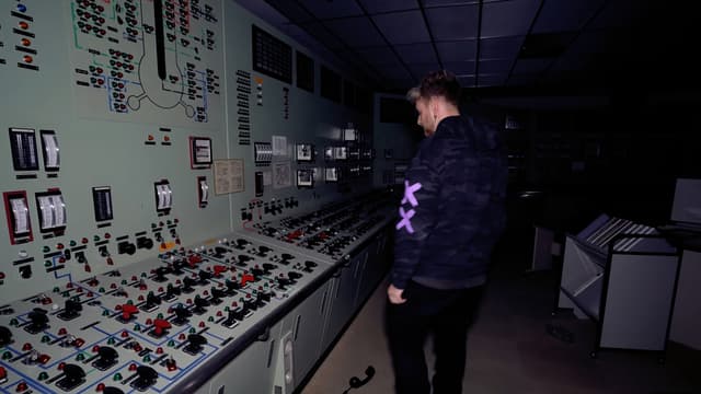 S01:E02 - The Radiation Ghost Mall Inside Japan's Abandoned City (Highly Contaminated)