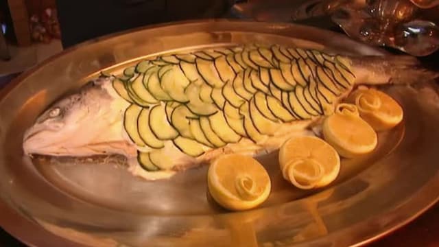 S01:E03 - Xmas Special 1