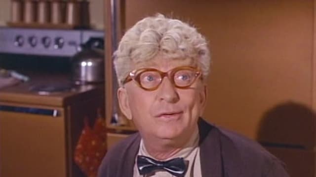 S03:E12 - The Retiring Milkman