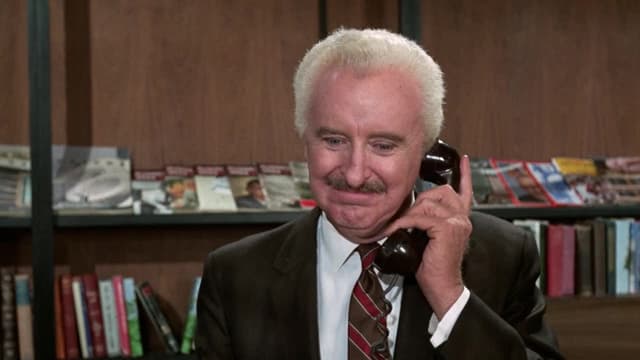 S06:E11 - Darrin the Warlock