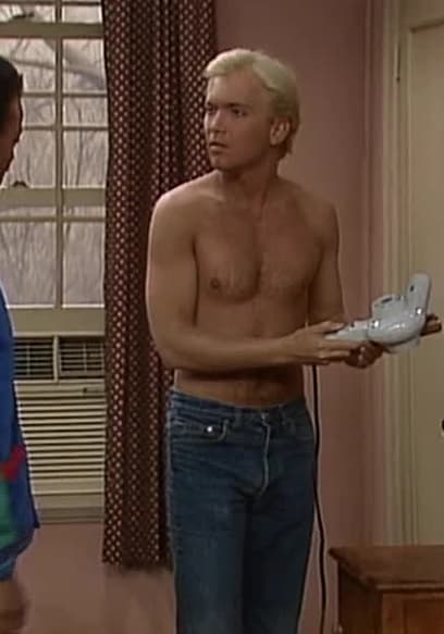 S08:E807 - Willis Goes to College poster