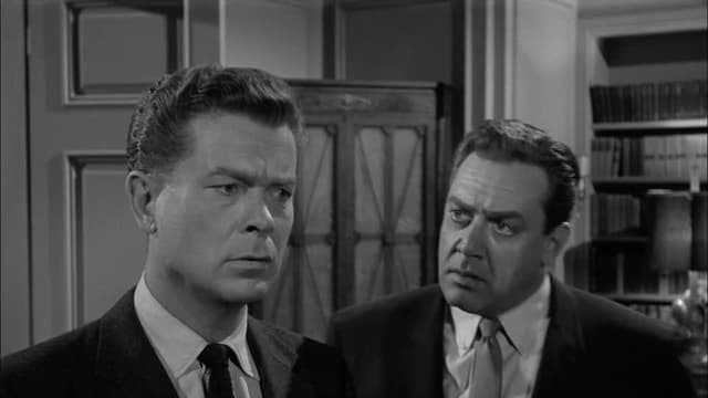 S04:E12 - The Case of the Larcenous Lady