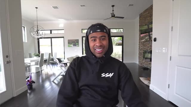 S01:E10 - Prison & Robbed