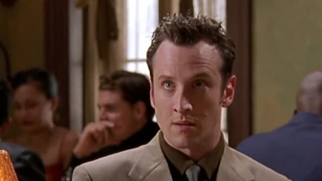 S01:E12 - One Easy Piece