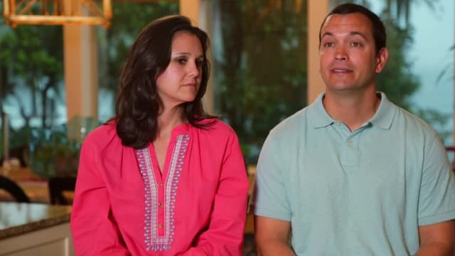 S04:E01 - Emerald Waters and White Sands