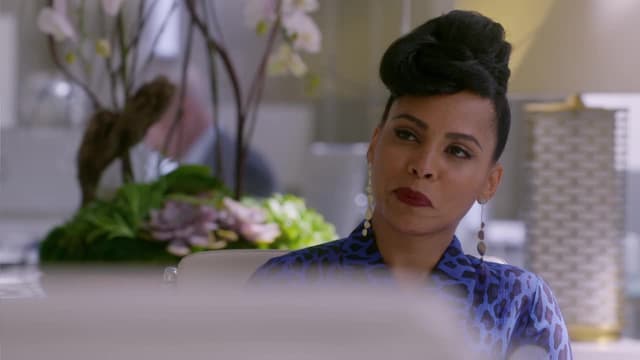 S05:E01 - Your Funeral