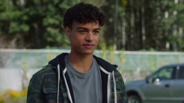 S15:E09 - The Long Game