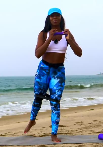 S01:E04 - 40 Min Legs Workout With Weights & Band poster