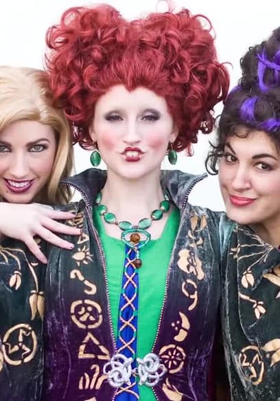 S01:E18 - Birds of 'Play - Nerd Girl Cosplay Power Team poster