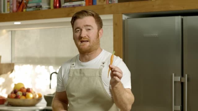 S02:E06 - An Epic Beach Feast