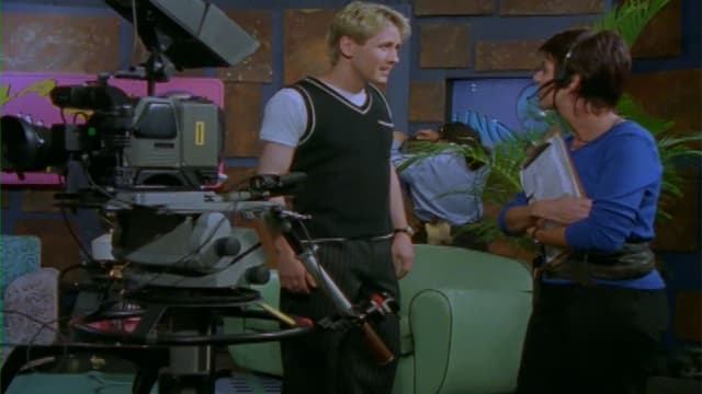 S01:E09 - The Reaction