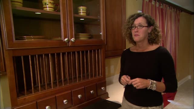 S09:E12 - 80-Year-Old Kitchen Renovation