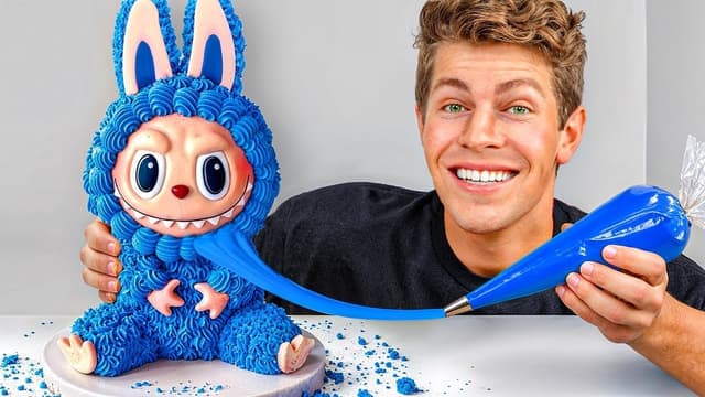 S01:E02 - The Best Cake Art Wins $1,000