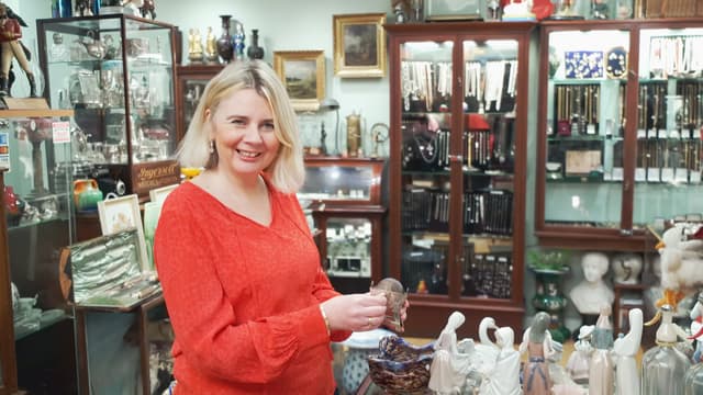 S27:E23 - Catherine Southon and Phil Serrell: Day 3