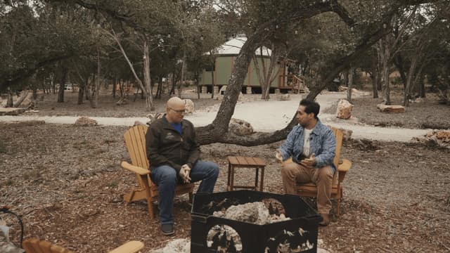 S01:E04 - Austin's Longhorn Luxury