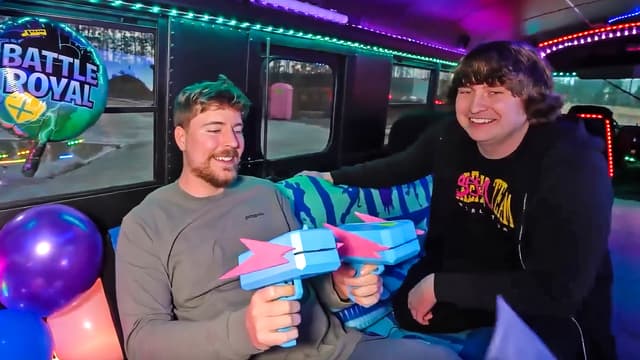 S01:E11 - Epic Builds for MrBeast: Battle Bus, Playbutton and Chocolate Bar