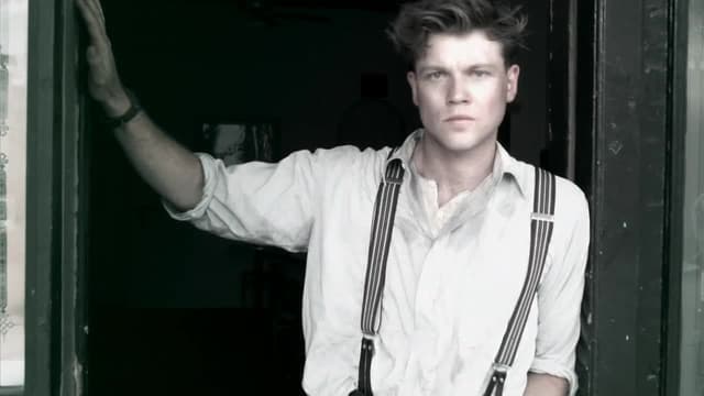 S04:E01 - The Worst Woman in Sydney