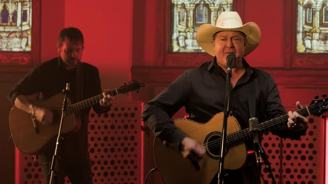S01:E08 - Tracy Lawrence