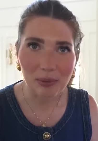 S02:E07 - I Opened a Secret Sephora Machine poster