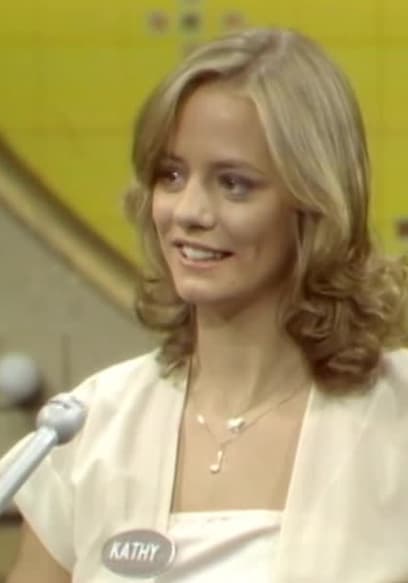 Watch Family Feud S1980:E150 - Episode 150 - Free TV Shows | Tubi