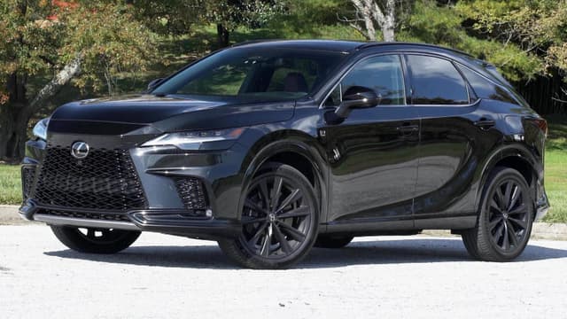 S42:E18 - 2023 Lexus RX500h