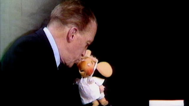 S01:E13 - Burns & Schreiber, Thelma Lee, Topo Gigio, Alan King