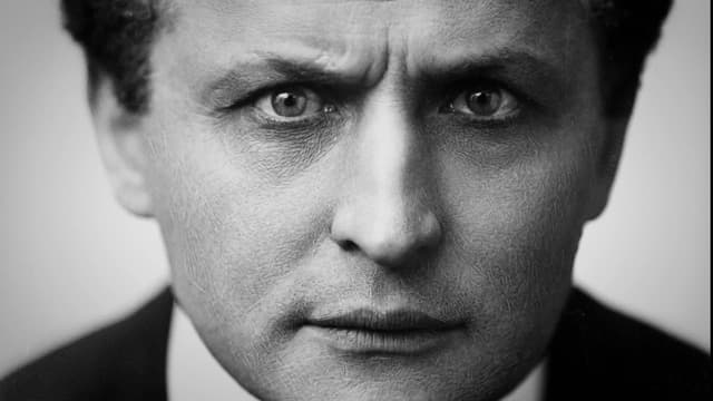 S02:E04 - Houdini's Lost Diaries