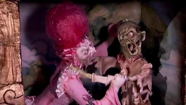 S01:E03 - Zombies vs. Vampires