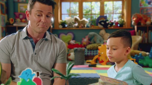 S03:E302 - Familysaurus / The New Classmate (Pt. 1)