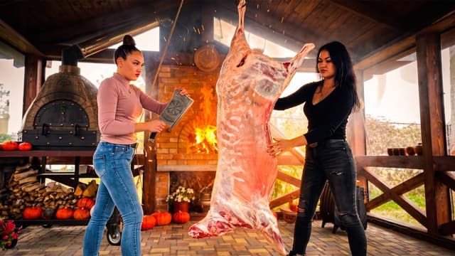 S01:E03 - The Perfect Lamb Roll