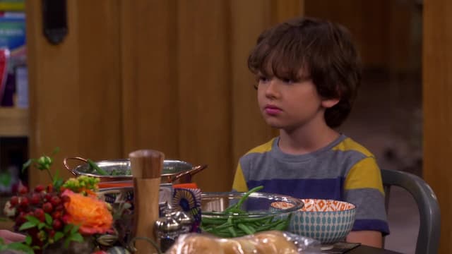 S01:E09 - Welcome to Thanksgiving