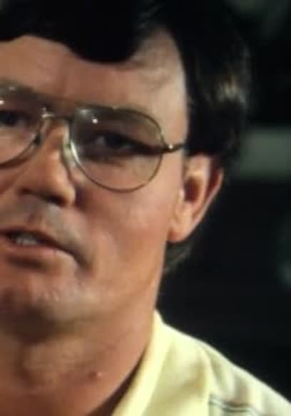 Watch Unsolved Mysteries With Robert Stack S02:E08 - Episode 8 - Free ...