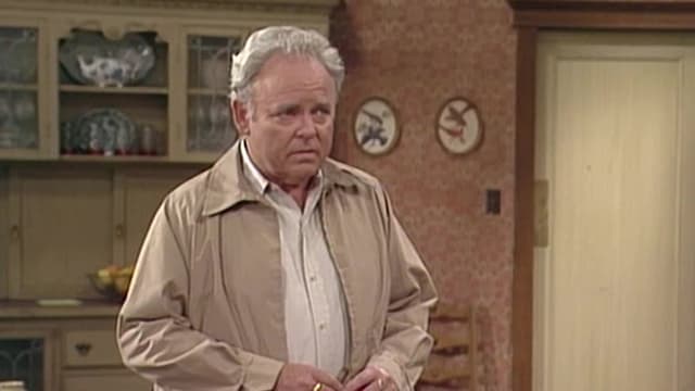 S09:E01 - Little Miss Bunker